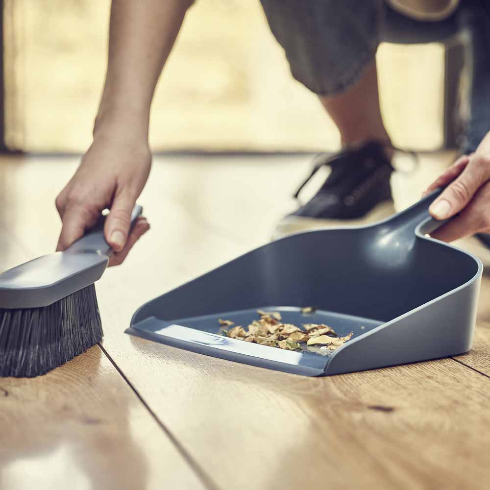 CLEANSTORE Cleaning Brush and Stand