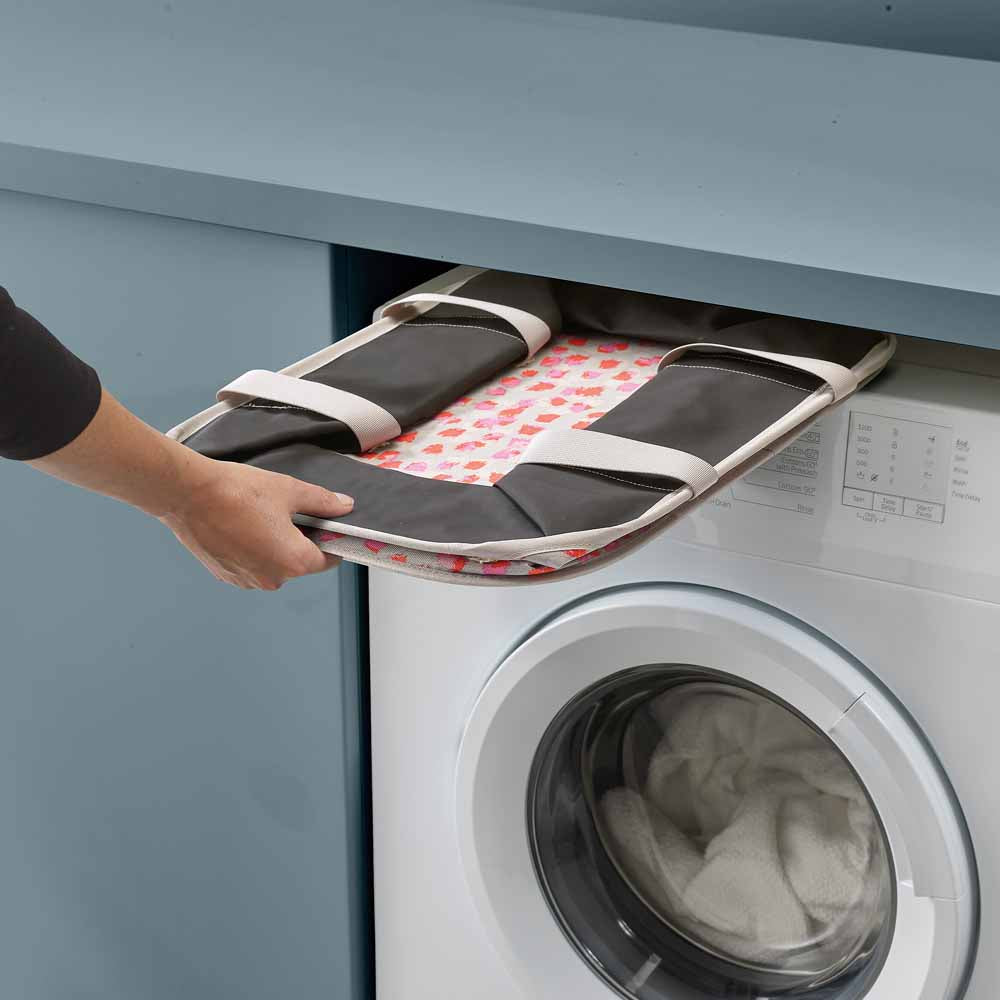 סל כביסה מתקפל ורוד