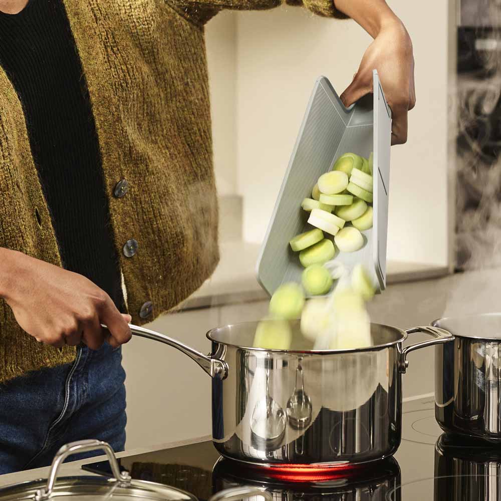 קרש חיתוך CHOP2POT 2022 Plus תכלת