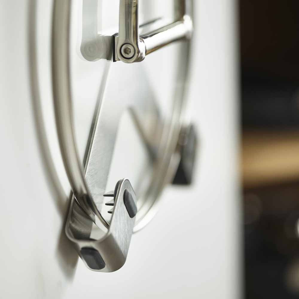 סט 2 מתלים למכסים לארון SPACE