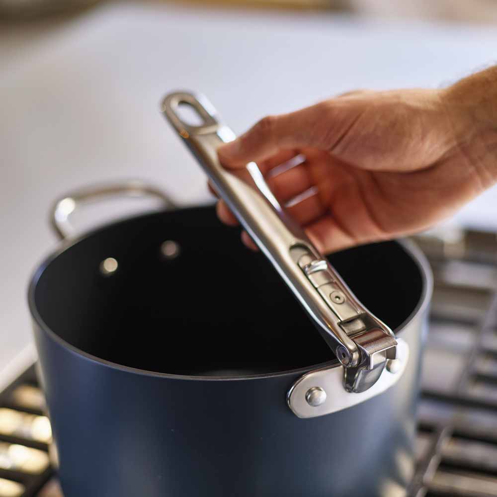 קלחת SPACE 23 ס"מ עם מכסה