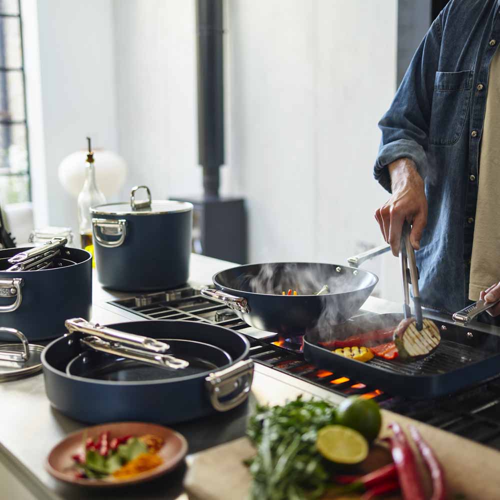 סט 3 קלחות SPACE 15+19+23 ס"מ עם מכסים ואחסון (10 חלקים)