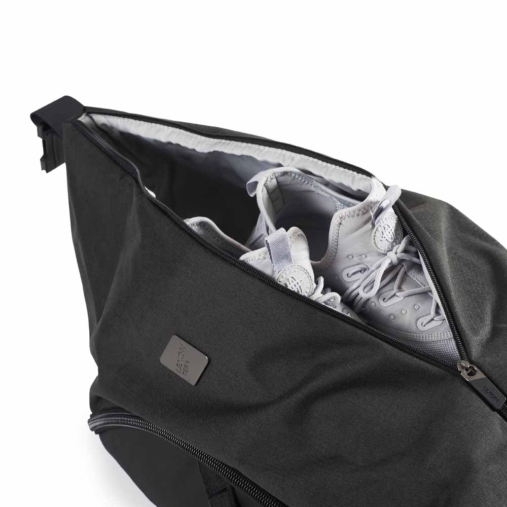 TERA GYM Black Backpack LN2602N