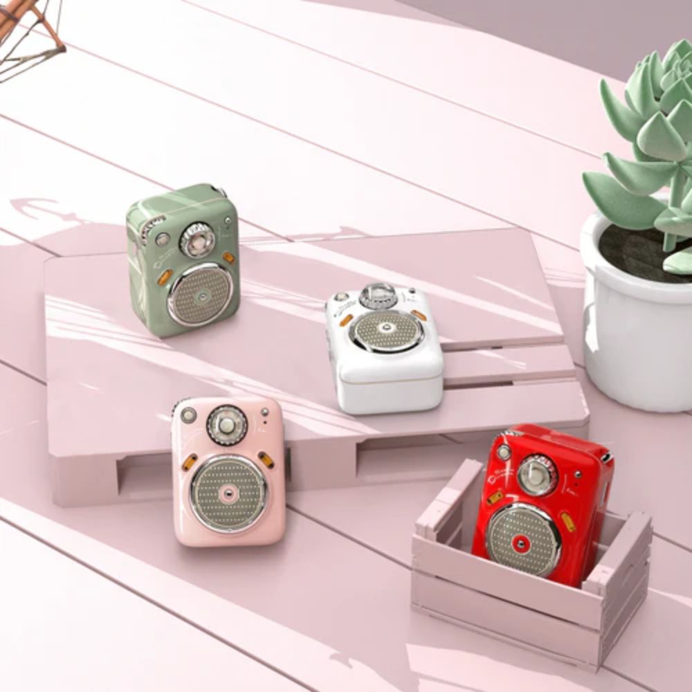 Beetles-FM Speaker Pink