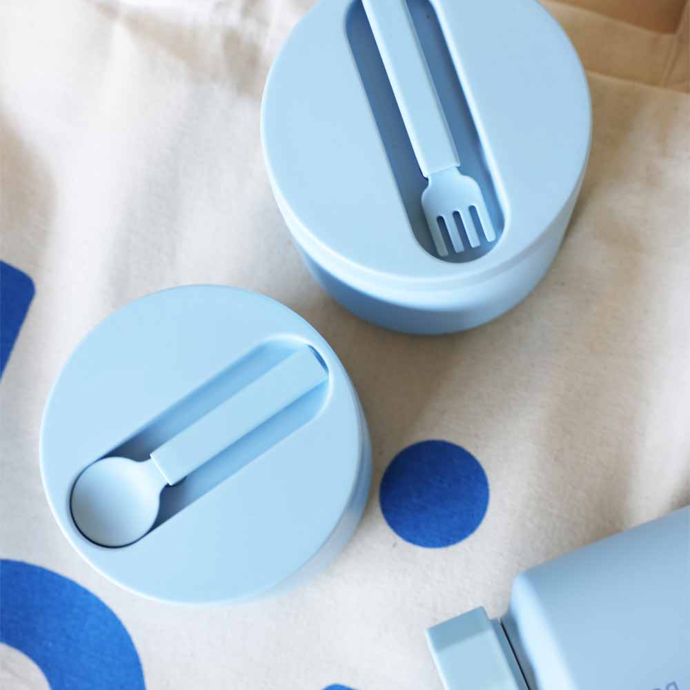 Small thermal lunchbox, light blue + spoon