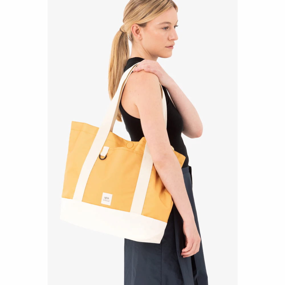 STRATA Reversible Shoulder Bag Printed Mustard