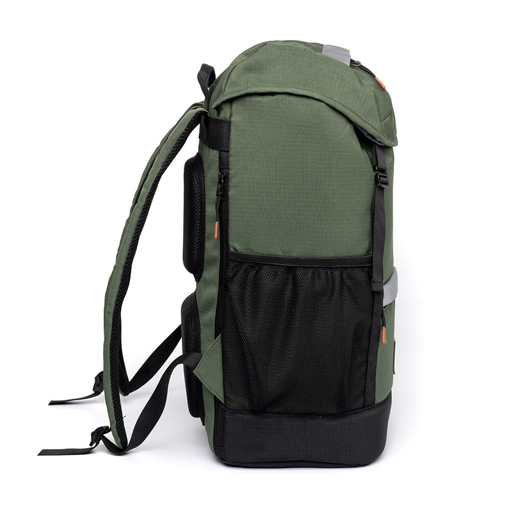 MOUNTAIN Green Hiking Backpack