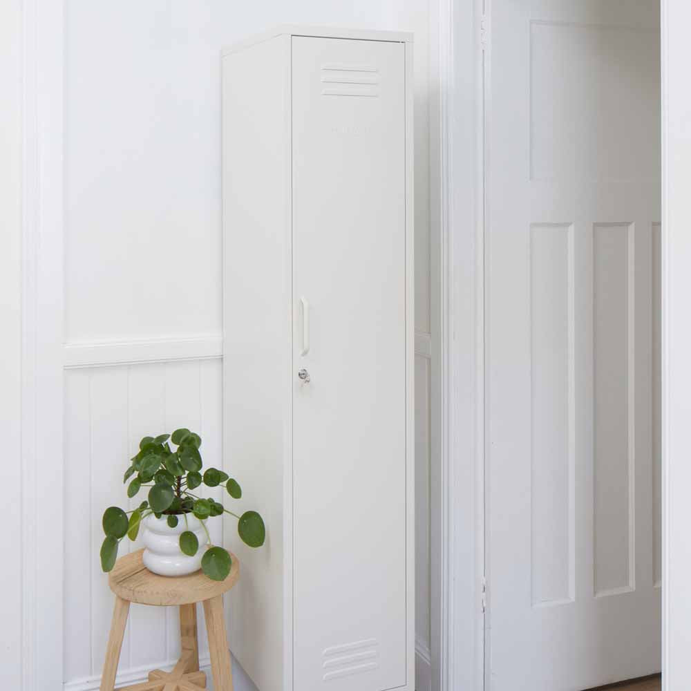 ארון Skinny לבן