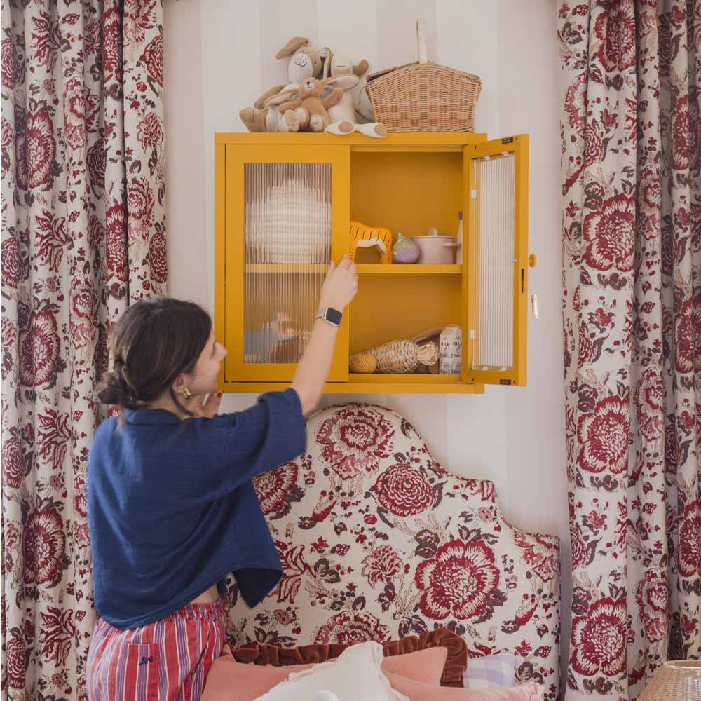 ארונית תליה דלתות זכוכית KIT חרדל