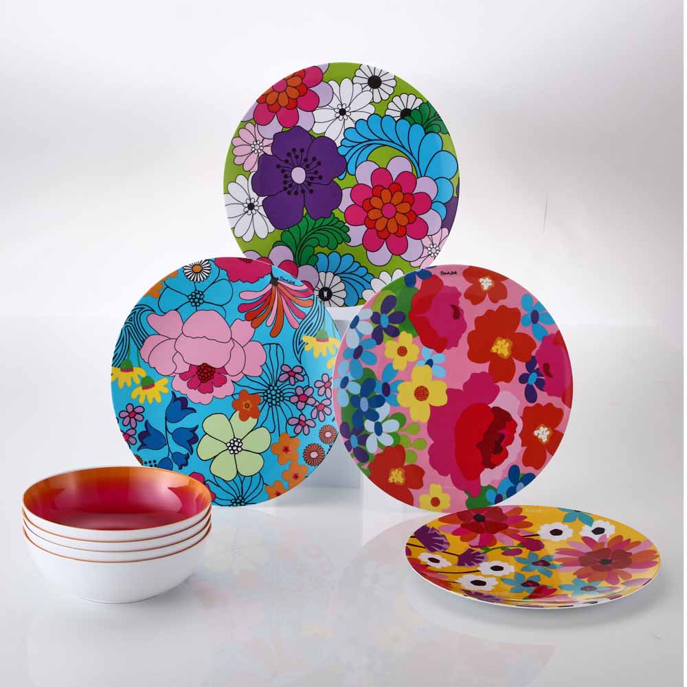 Set of 4 large Floral plates