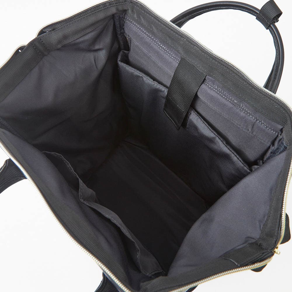 RETRO R Backpack Black 3771