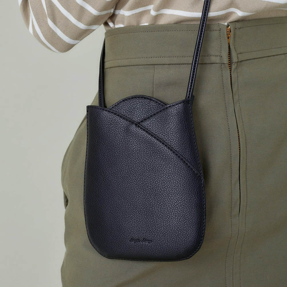 TULIP Black Shoulder Bag 3092