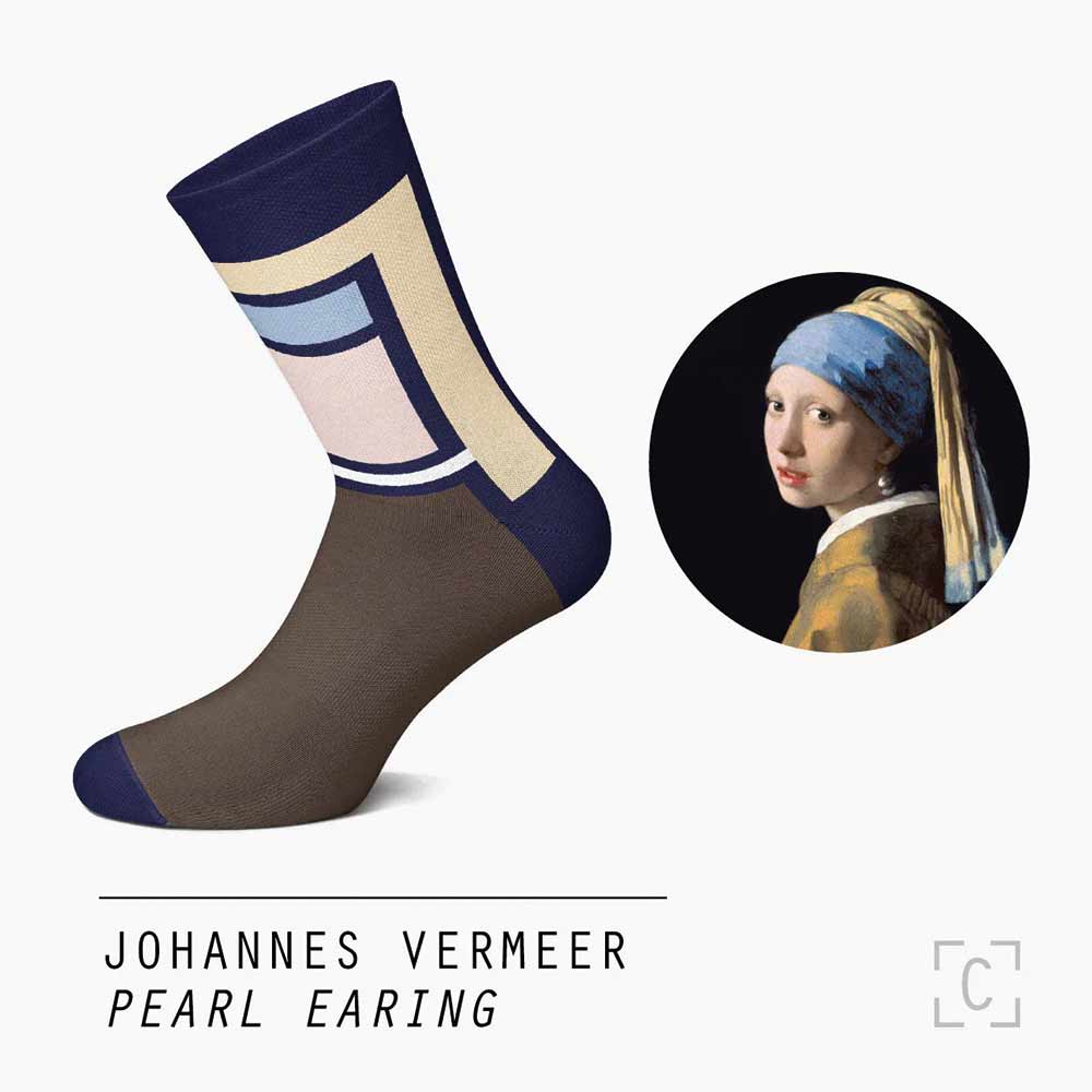 Socks Pearl earrings M