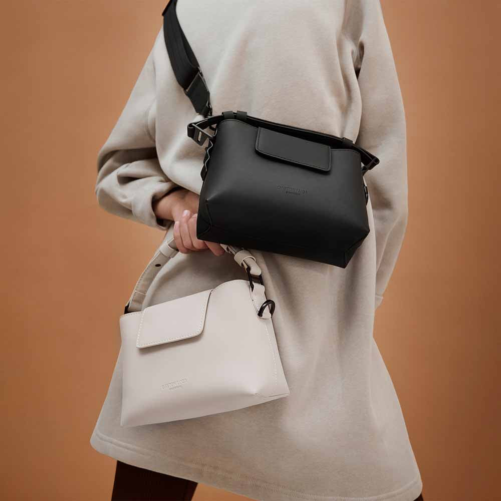 תיק צד קטן SPLASHINI שחור