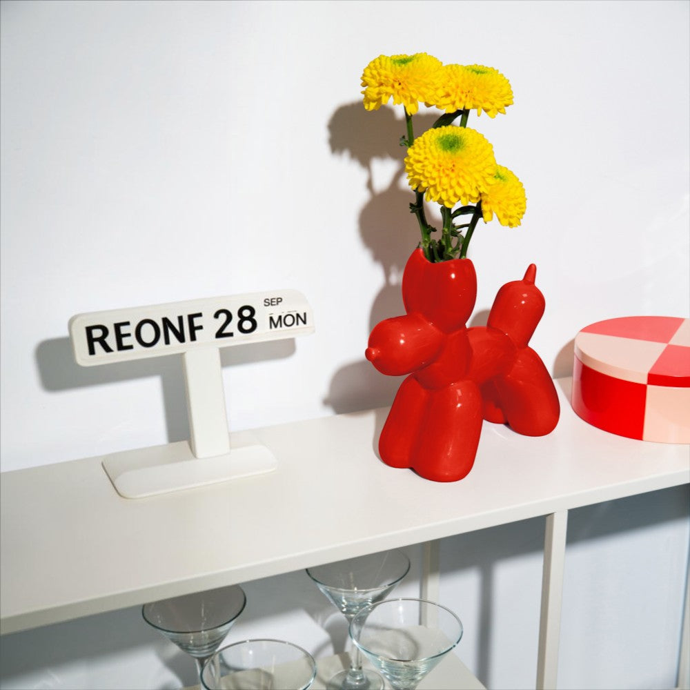 102847402