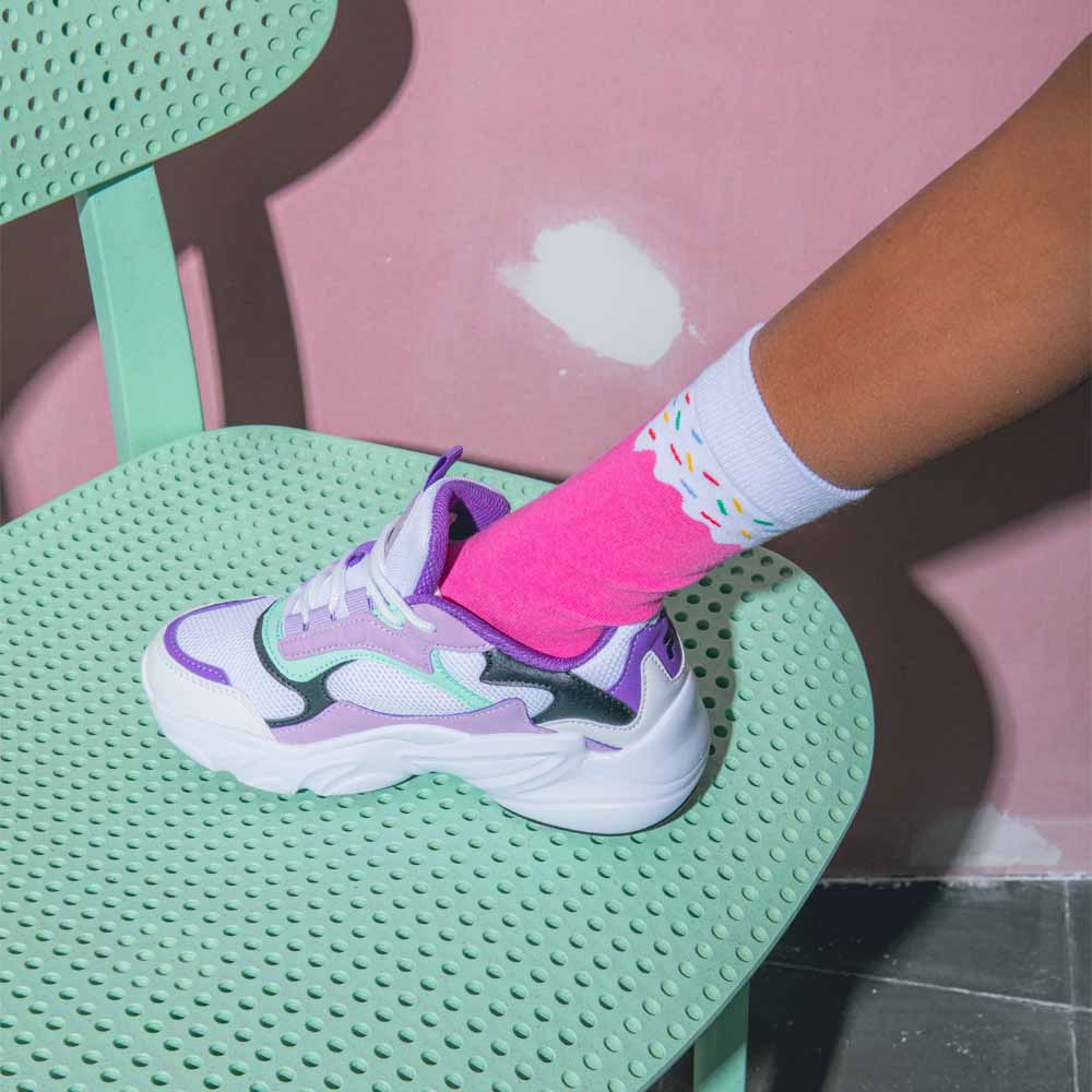 גרביים ילדים, קרטיב ורוד