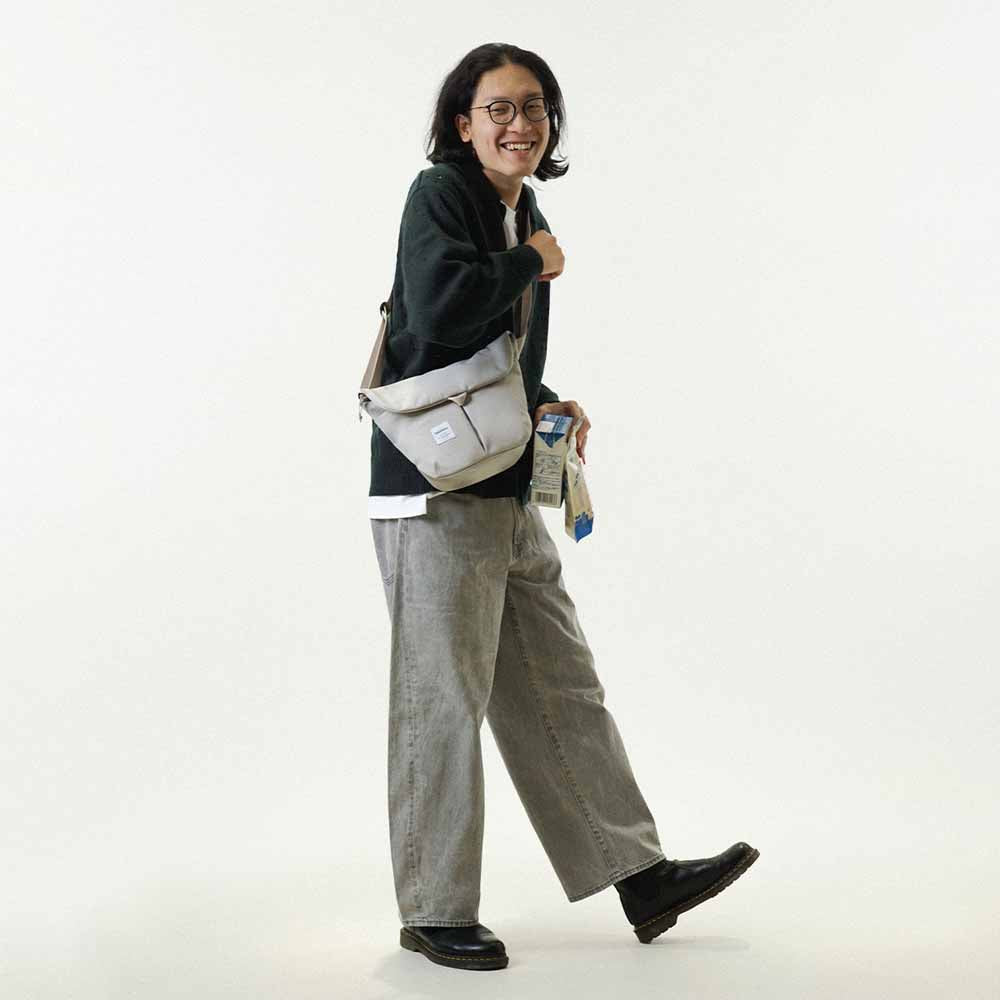 תיק צד KASEN אפור בהיר