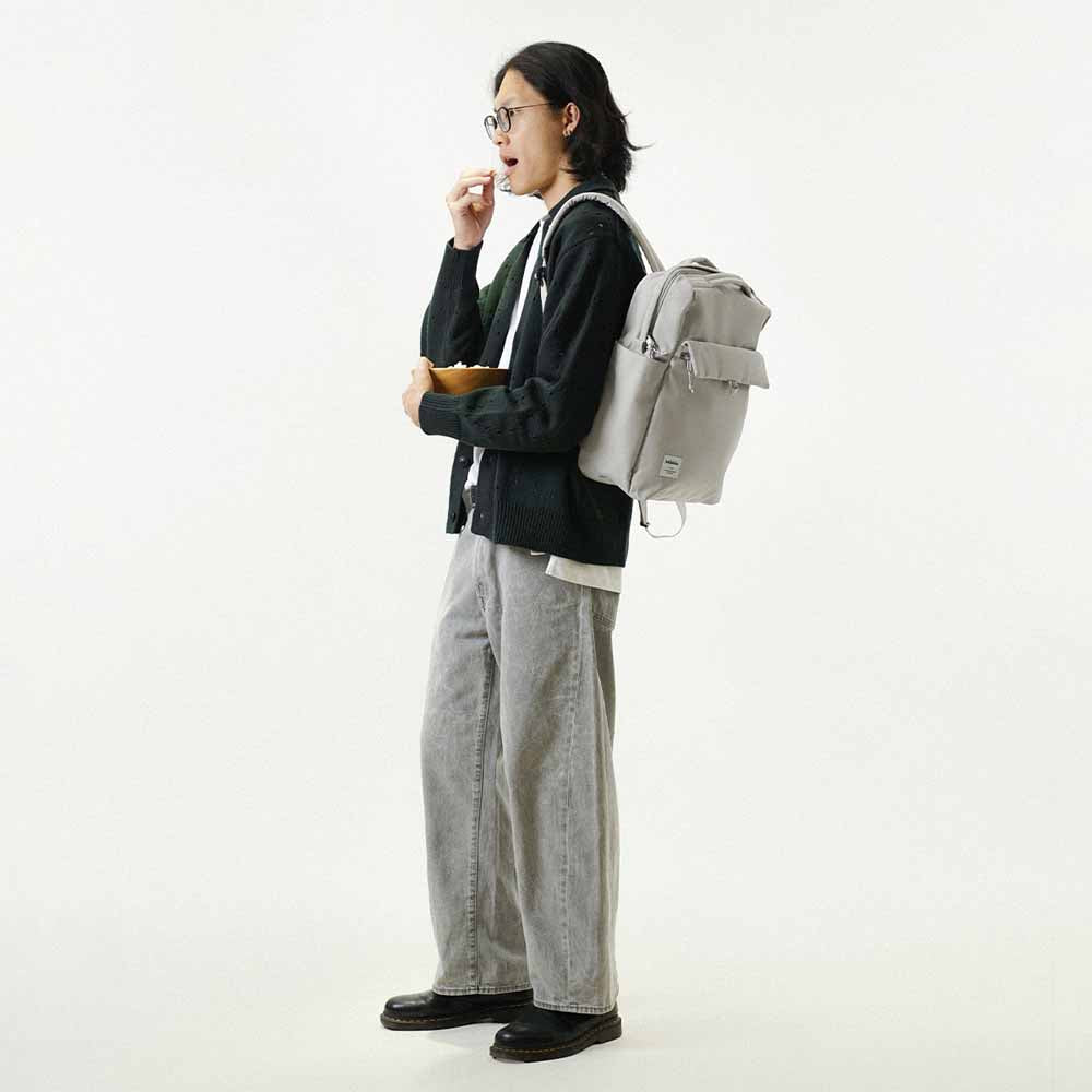 תיק גב CARTER אפור בהיר