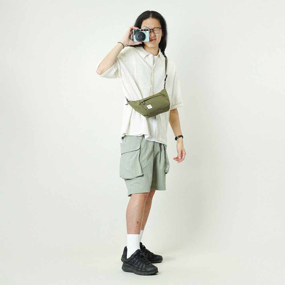 תיק צד קטן CORA ירוק זית