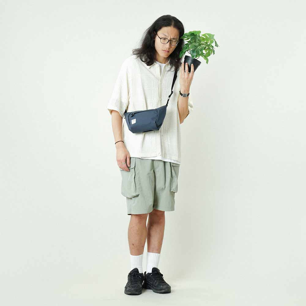 תיק צד קטן CORA כחול