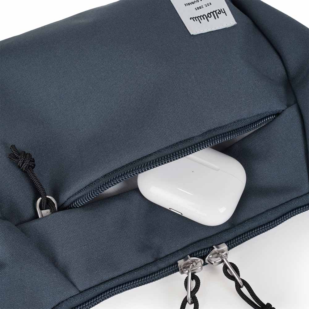 תיק צד קטן CORA כחול