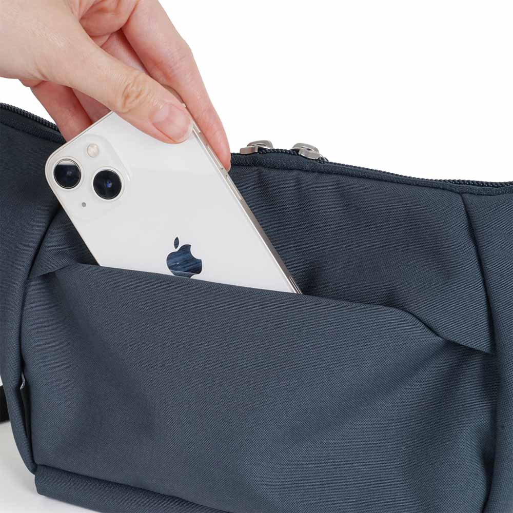 תיק צד קטן CORA כחול