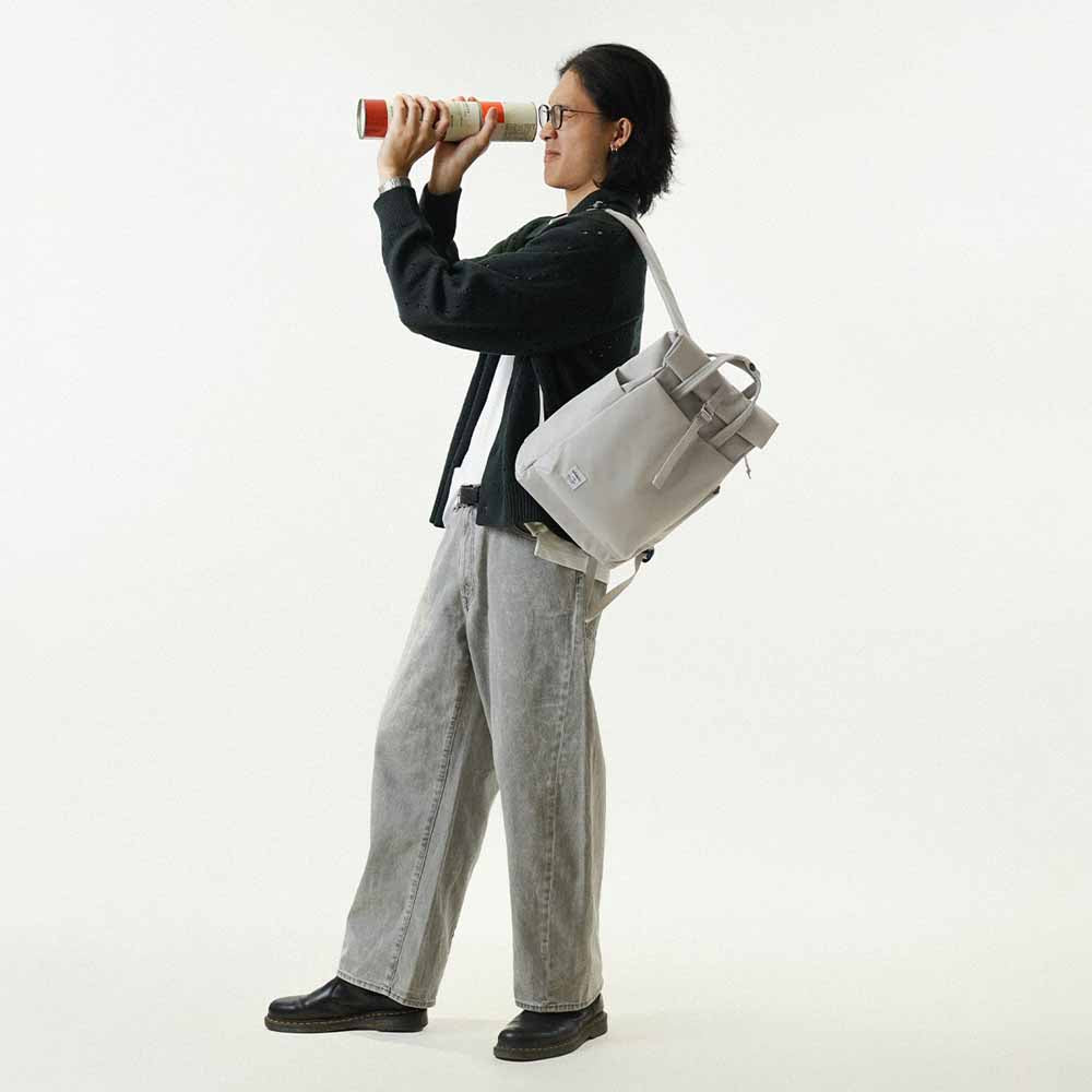 תיק גב MACO אפור בהיר