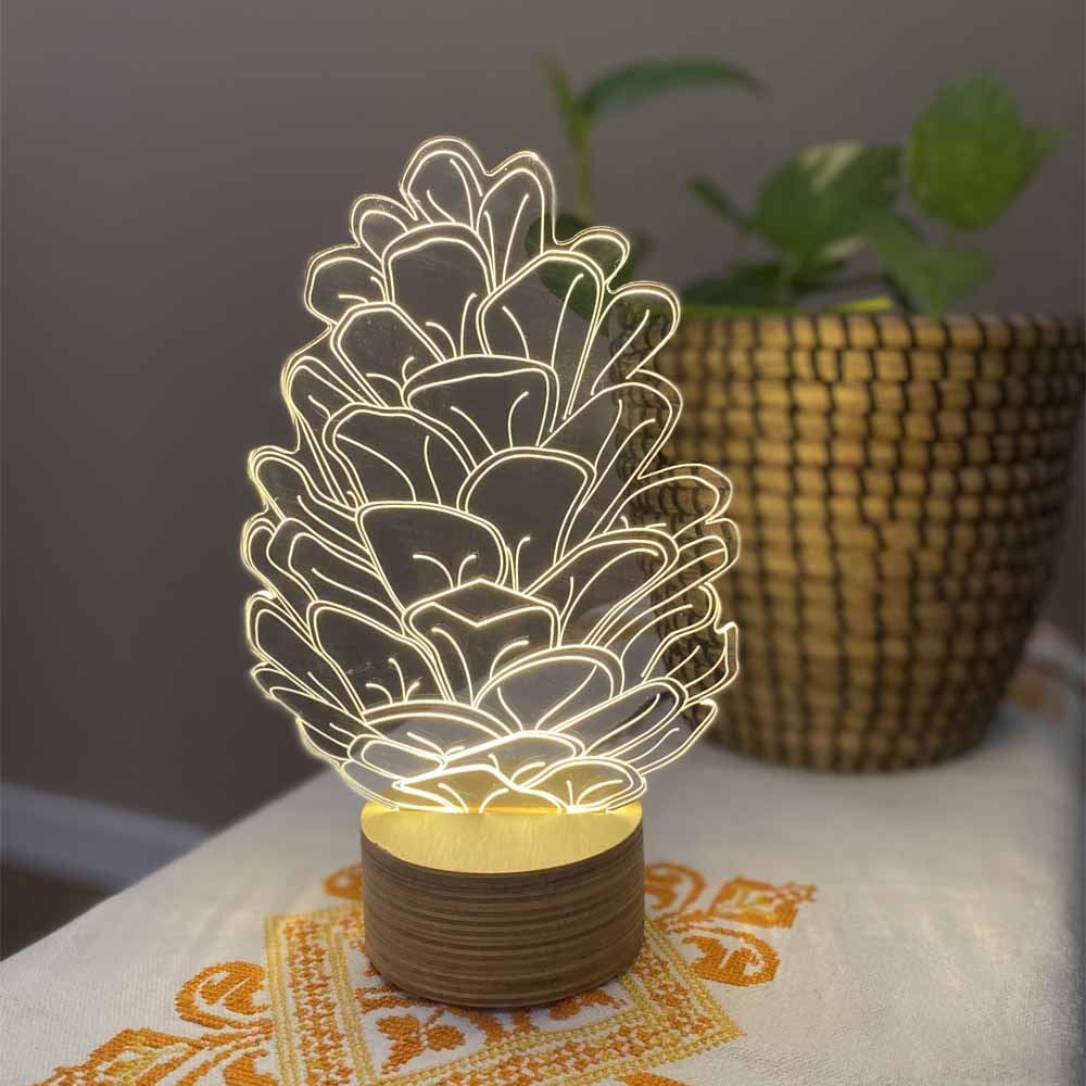 מנורה תלת מימד אצטרובל