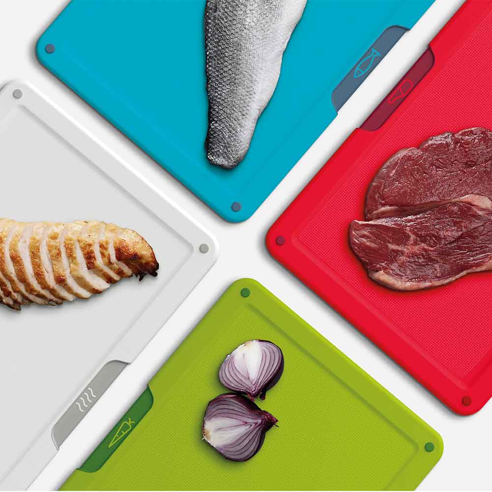 FOLIO 4-piece colored chopping board set with knife