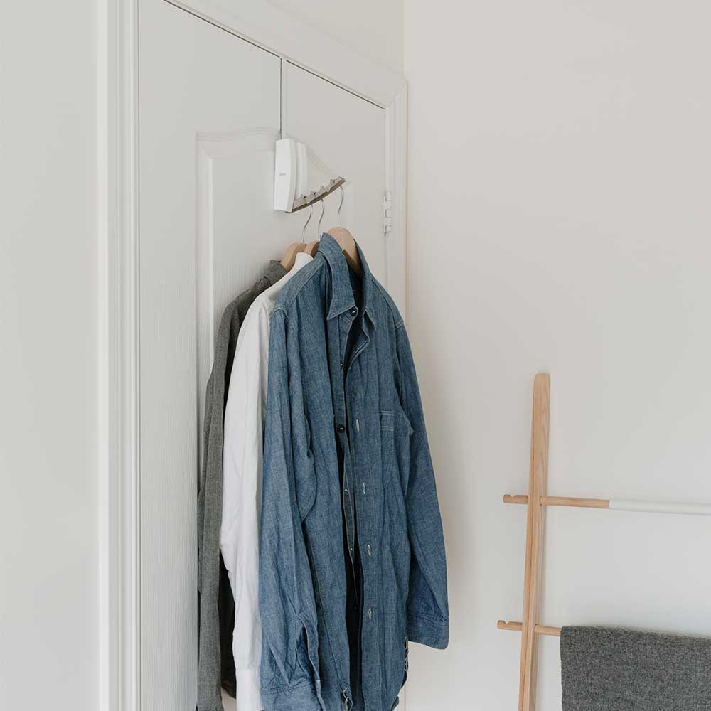 מתלה קולבים/תיקים Flip לבן