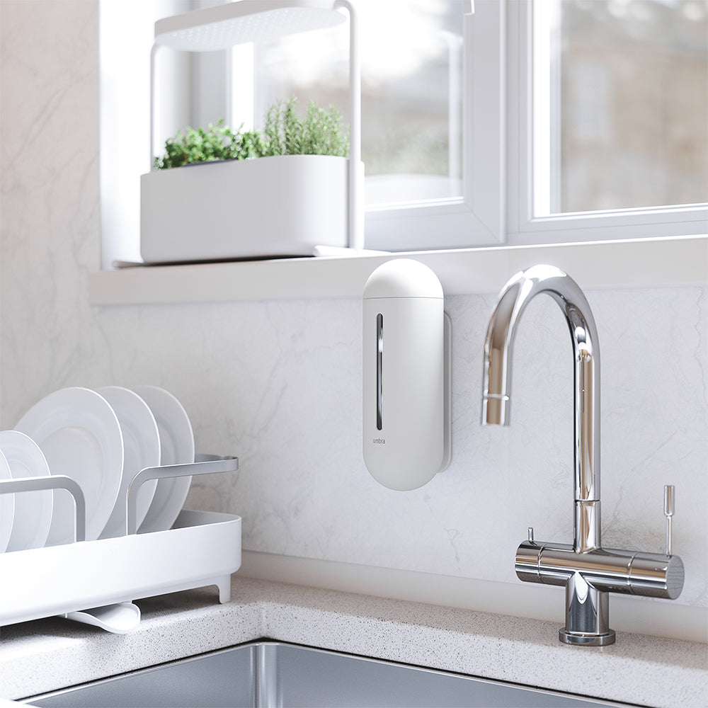 דיספנסר לסבון נצמד לקיר לבן PENGUIN