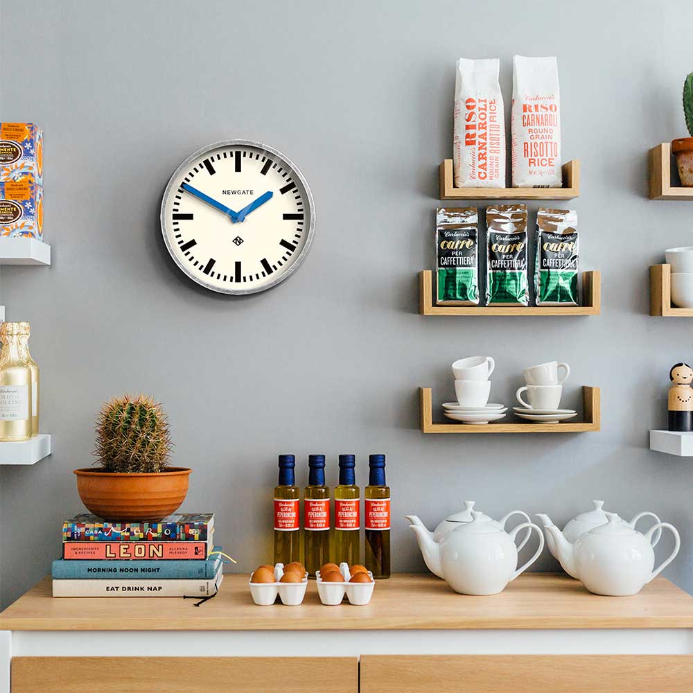 שעון קיר Luggage מתכת