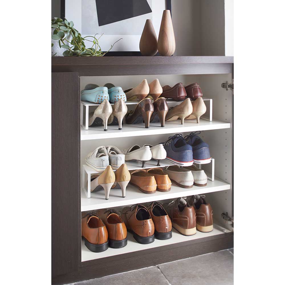 מעמד נעליים FRAME לבן