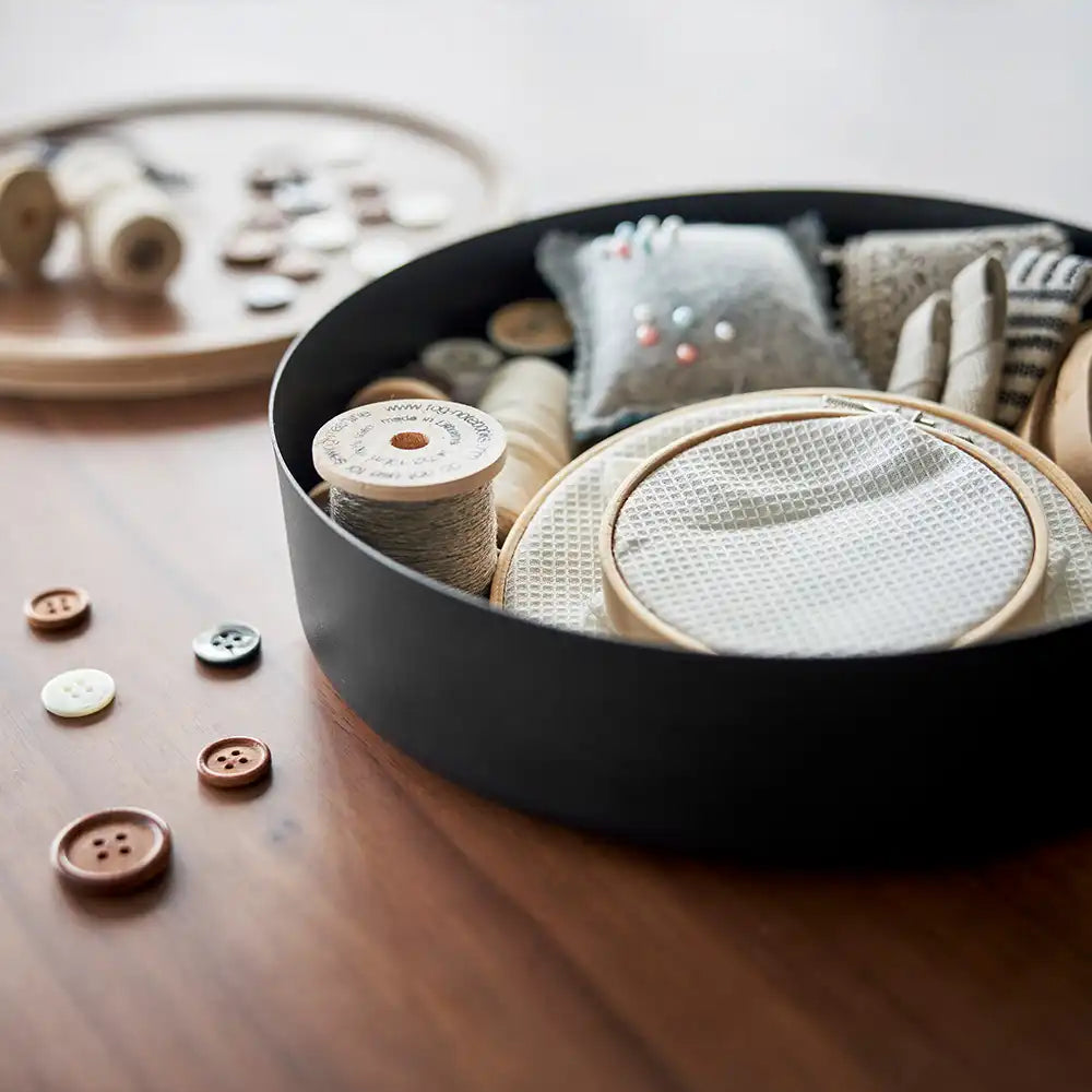 קופסא עגולה לאחסון שחור