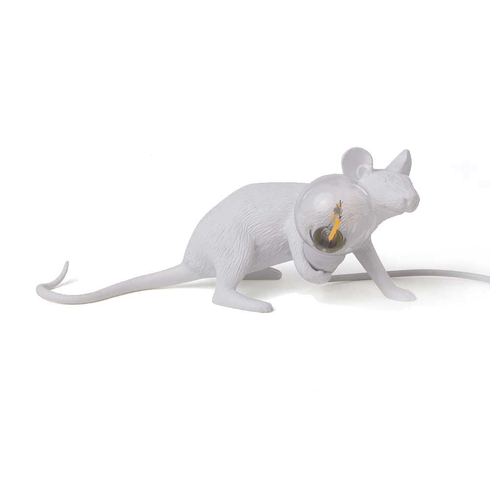 מנורת עכבר שוכב