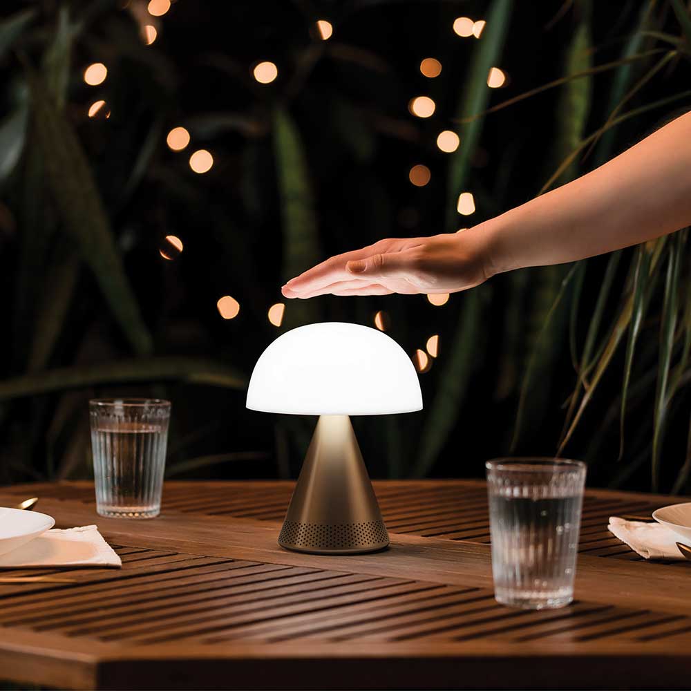 Mina audio מנורה+רמקול זהב