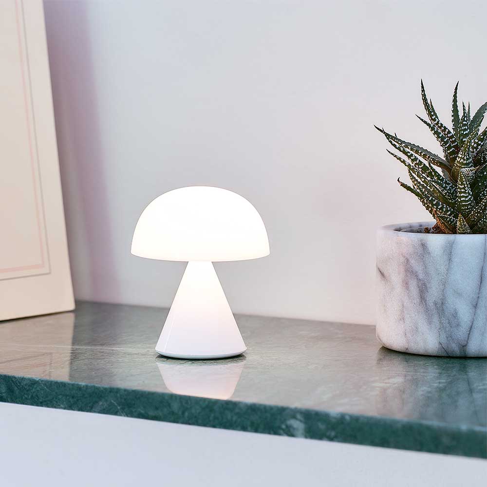 מנורה MINA לבן בוהק