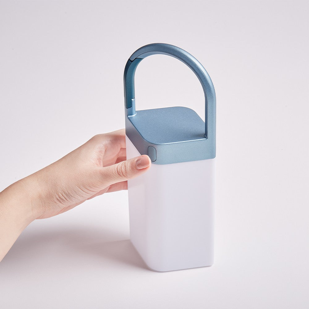 מנורה Horizon כחול בהיר