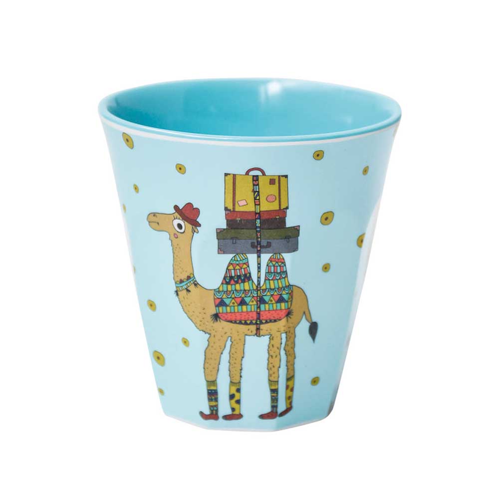 M Cup Camel on Vacation