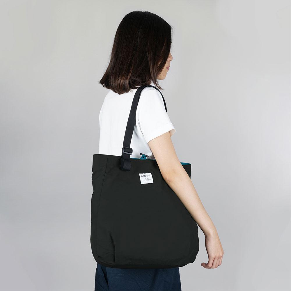 תיק tote דו צדדי שחור\טורקיז HELLOLULU דוגמנית
