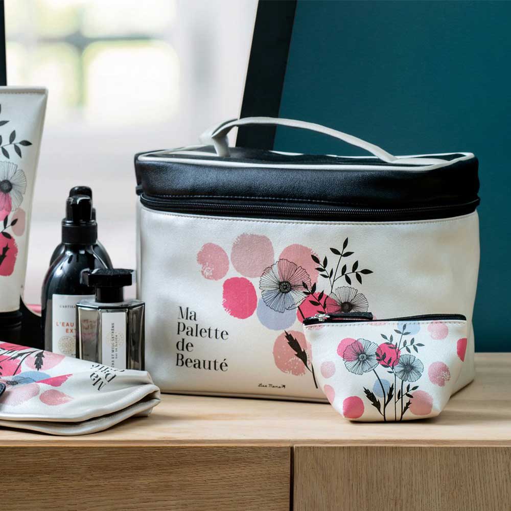 תיק רחצה פרחים ורודים