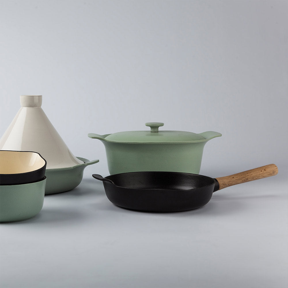 Sage Green Cast Iron Casserole Pot, 5.2 L