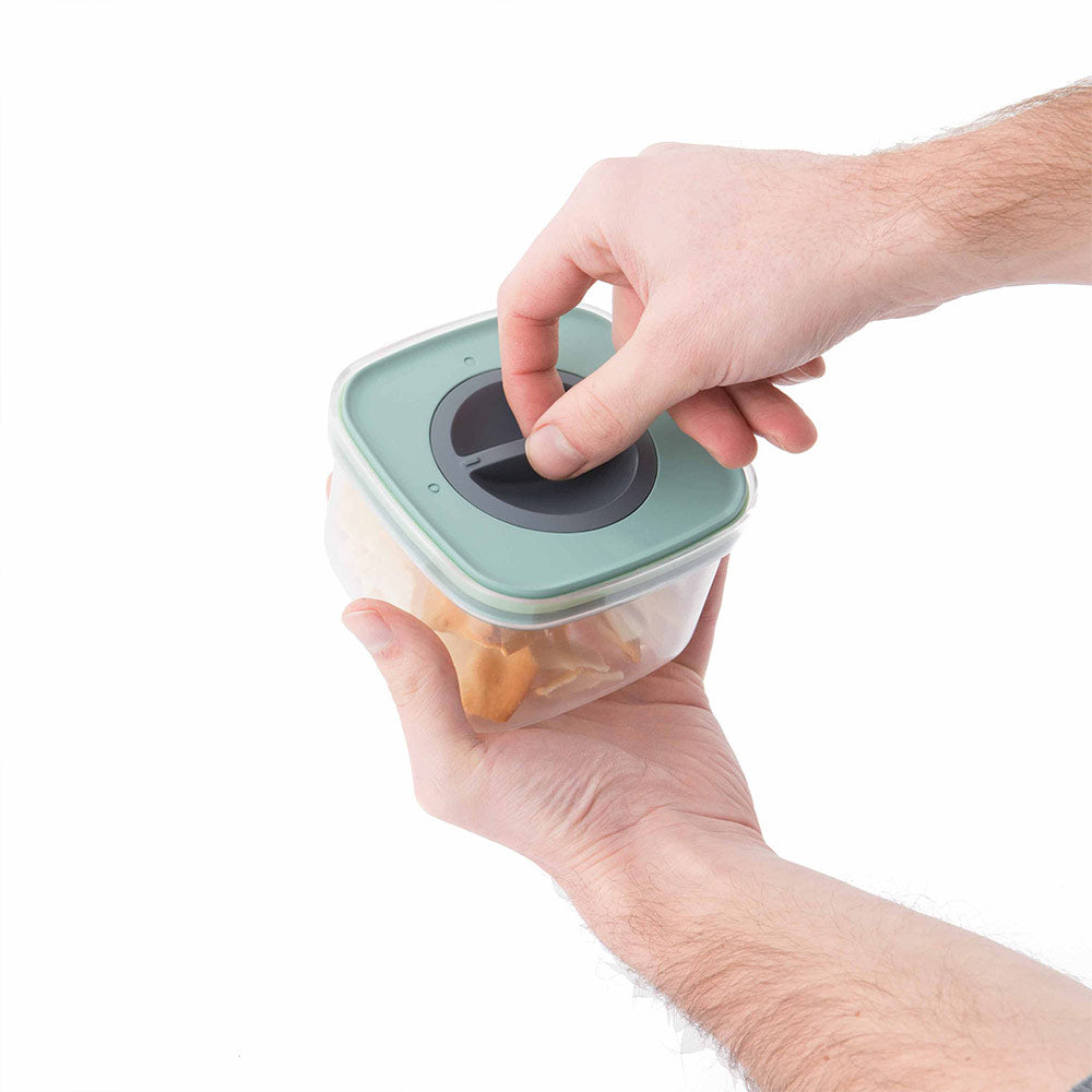 Set of 2 food containers