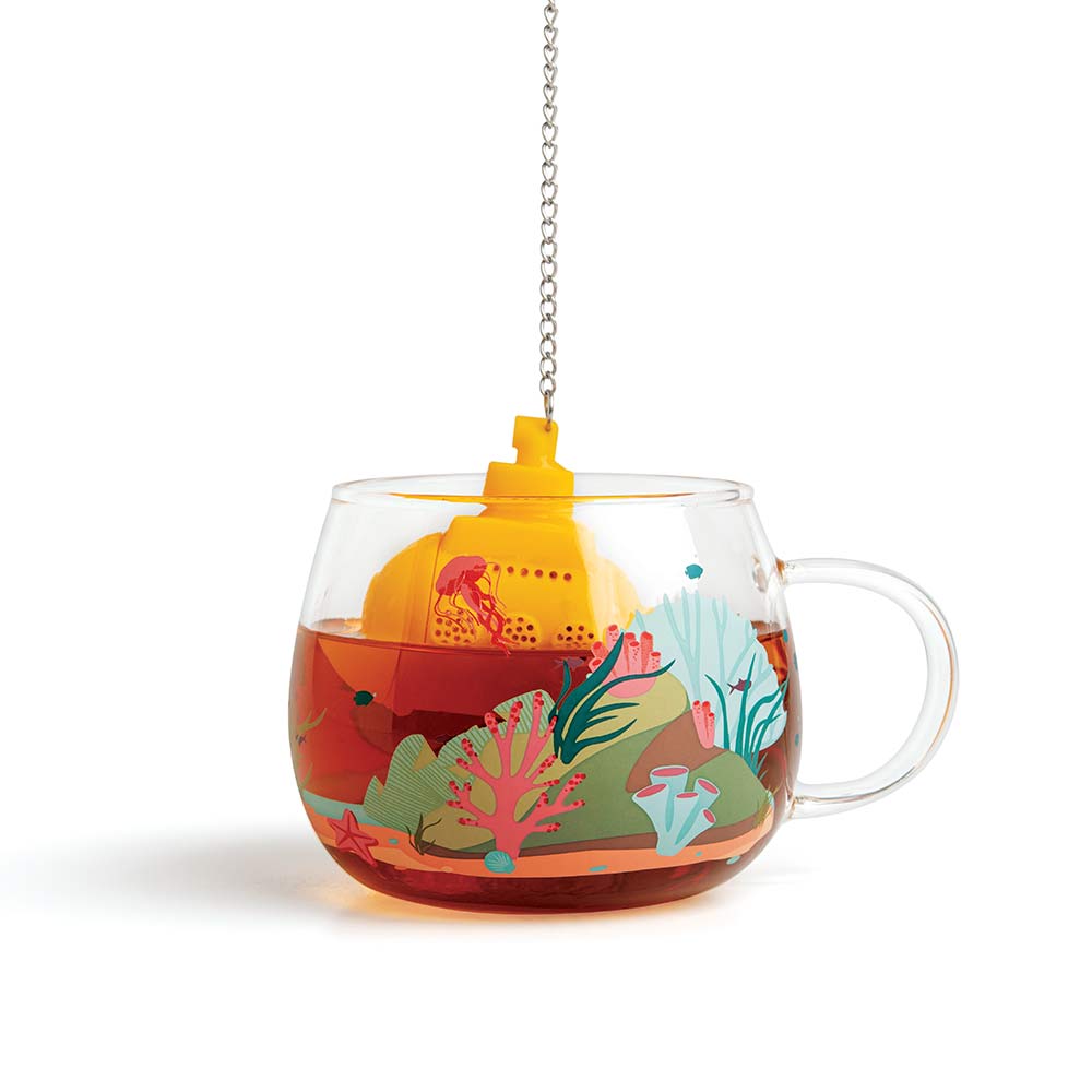 כוס וחליטת תה צוללת Under the Tea