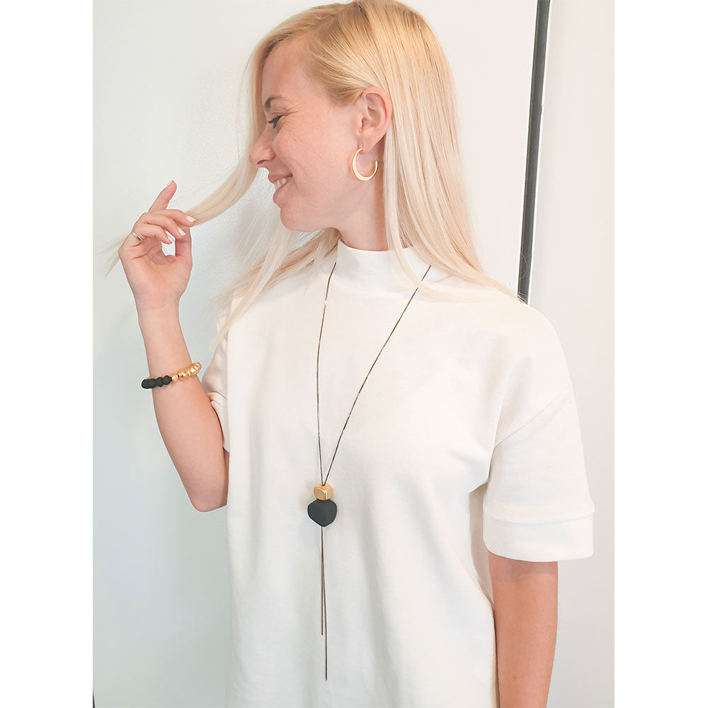 שרשרת קוביות מלבניות שחור