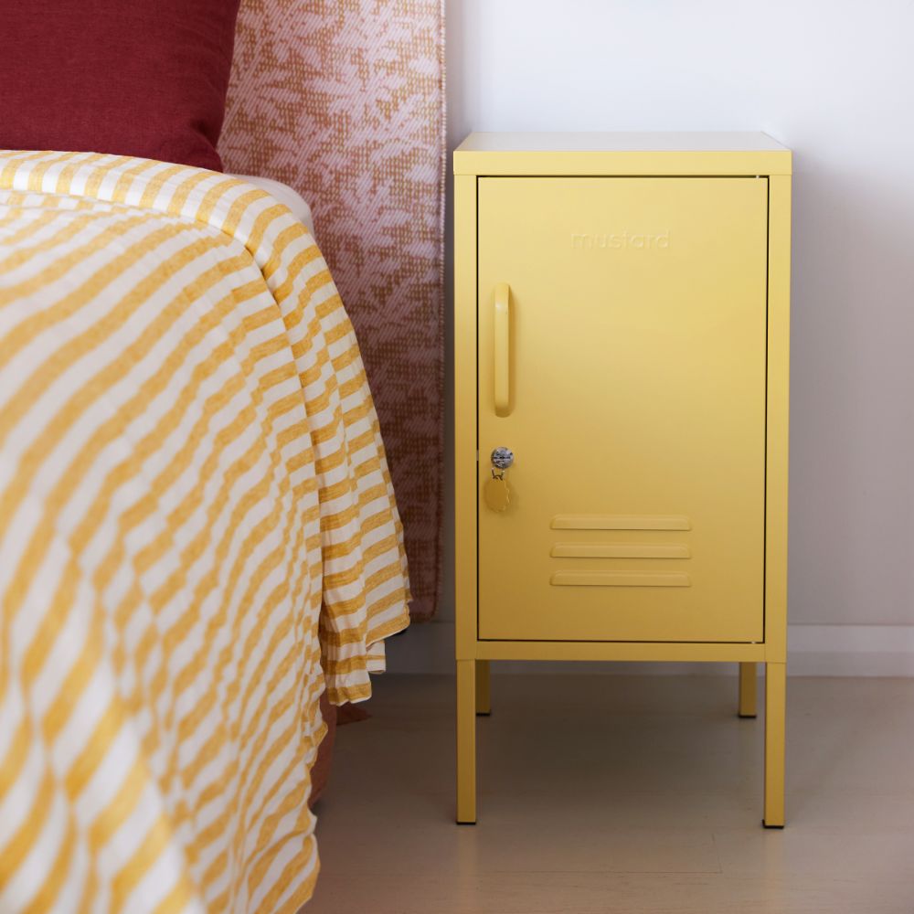 Shorty locker opening to the left, yellow