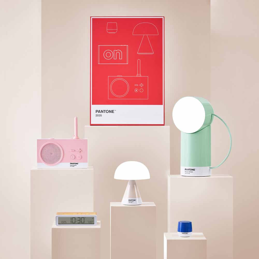 מנורה ORBE PANTONE ירוק פסטל
