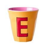 כוס טוטון E אדום רקע כתום